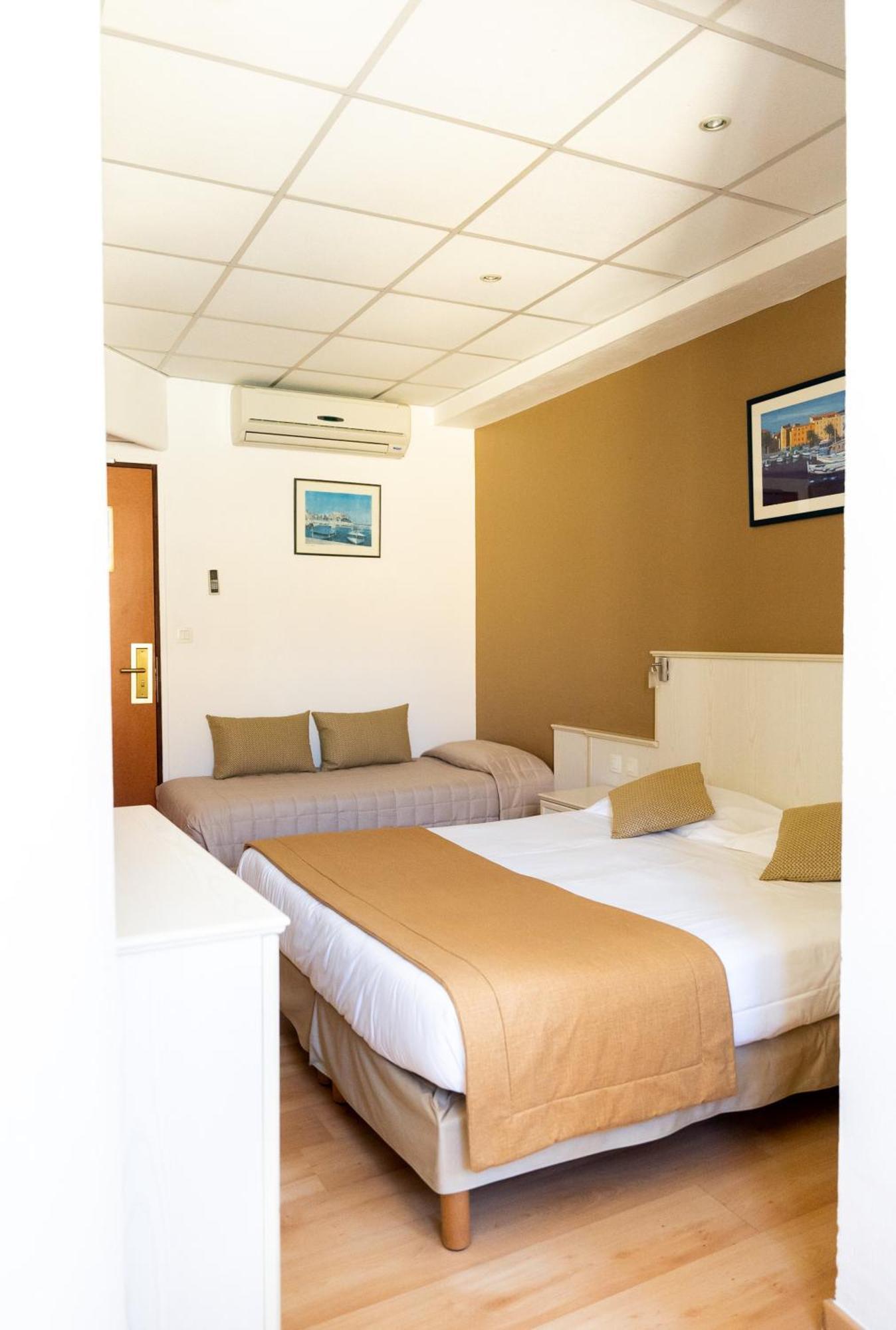 Triple Room,1556364946:JPEG